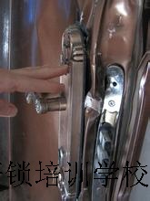 文章附图